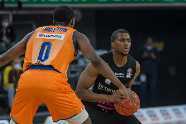 但在现代足 但在现代足