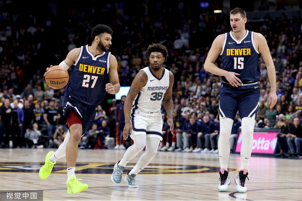 同台的效应 同台的效应