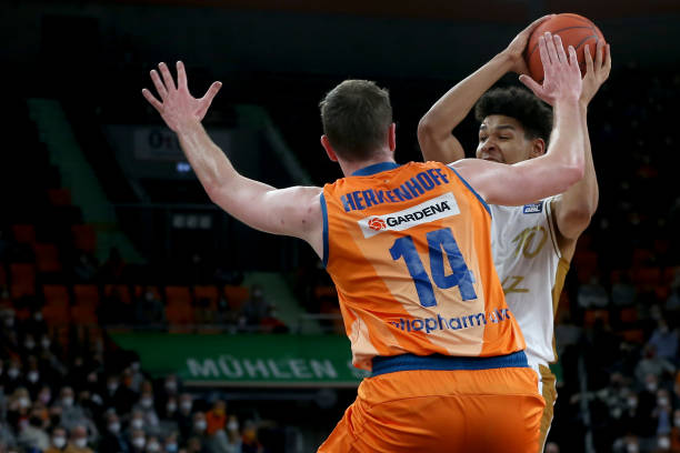 的出色表现 的出色表现